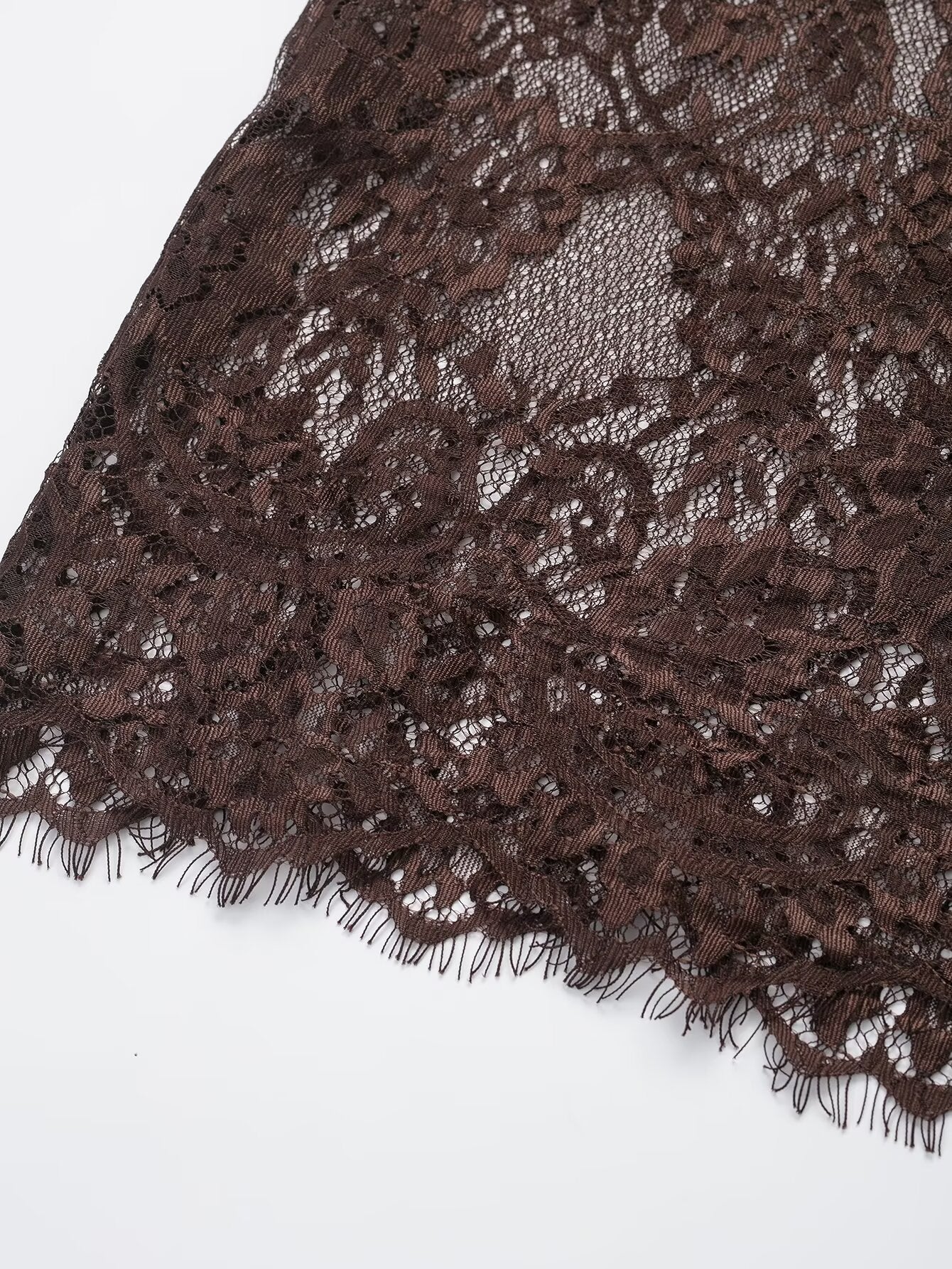 High‑waist lace‑detail skirt for spring and summer