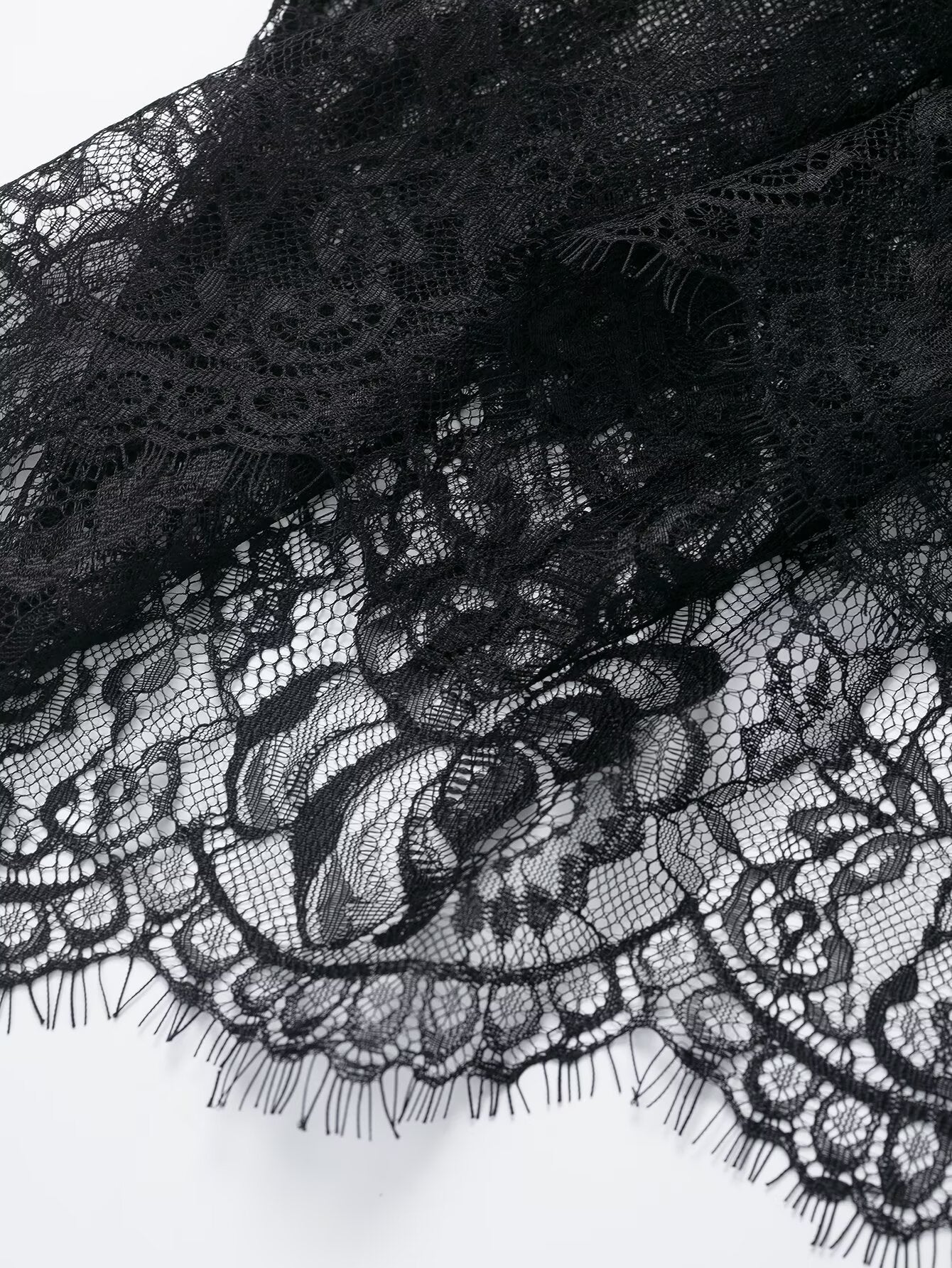 High‑waist lace‑detail skirt for spring and summer