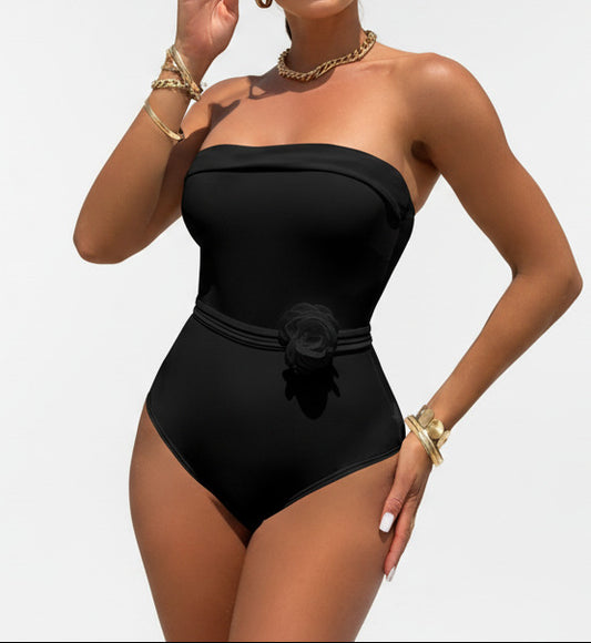 Adjustable‑strap one‑piece swimwear with floral decoration