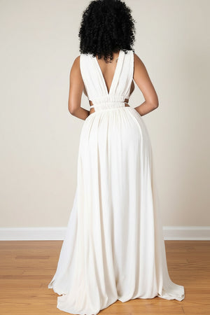 Sleeveless V‑neck polyester maxi dress with flowy drape