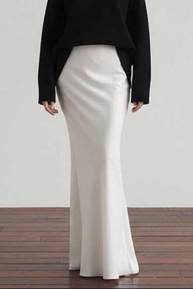 white Satin fishtail maxi skirt in solid colo