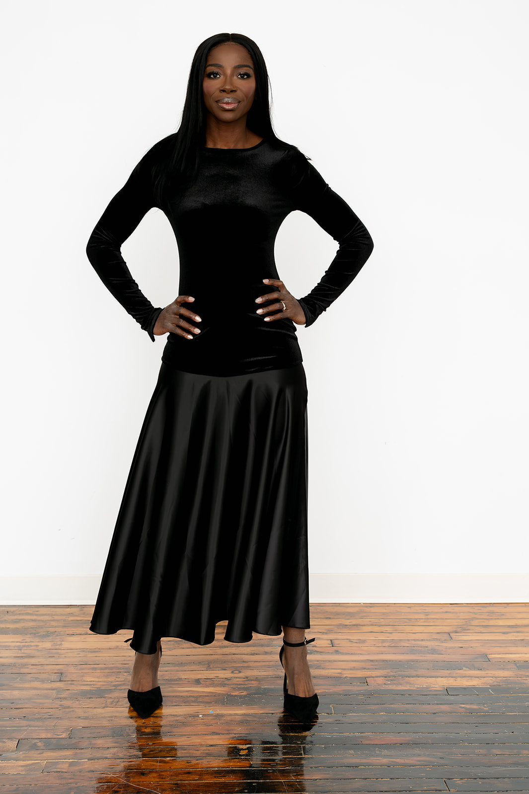 Signature long‑sleeve slim maxi dress for women