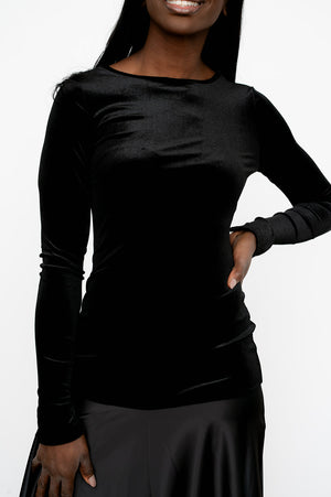 Elegant solid‑color long‑sleeve maxi dress