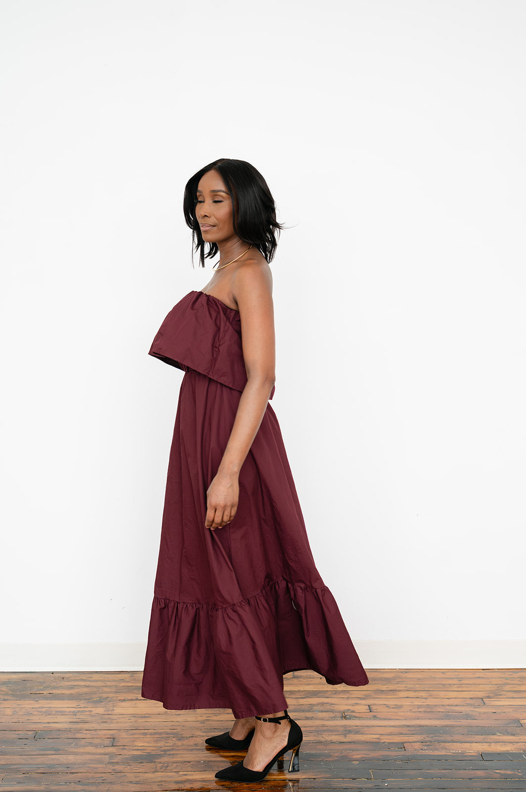 Elegant ruffled tube‑top cotton maxi dress for women